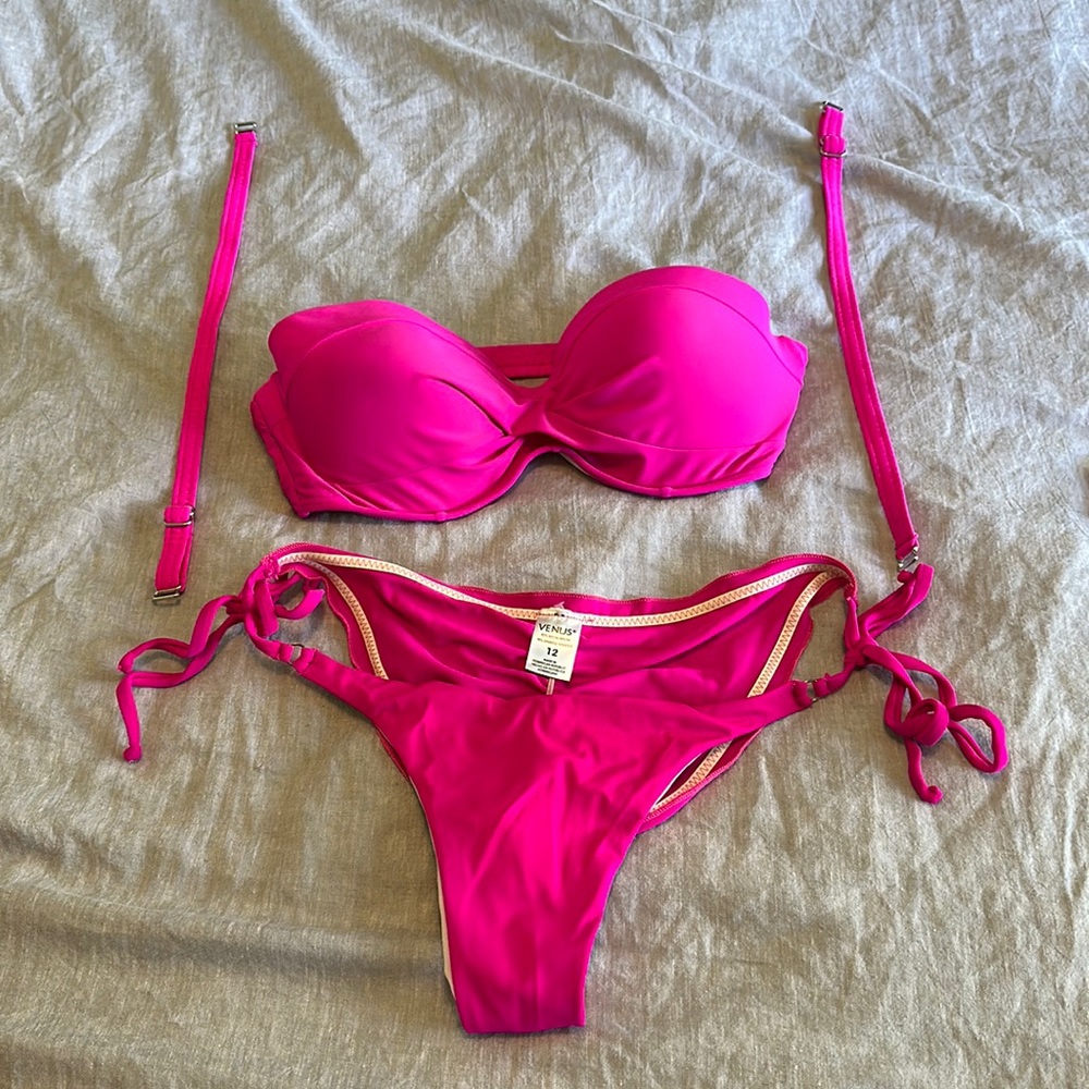 Venus bikini top and bottoms size 12 and D (36C)